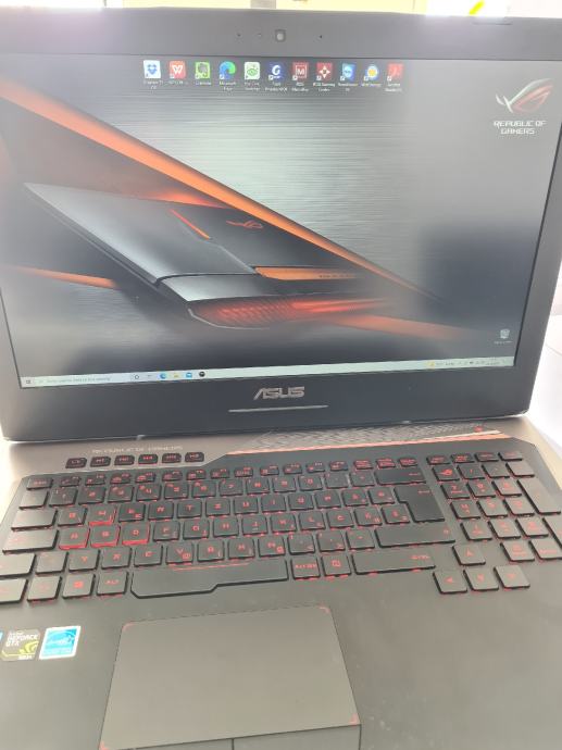 laptop ASUS (Republic of gamers)