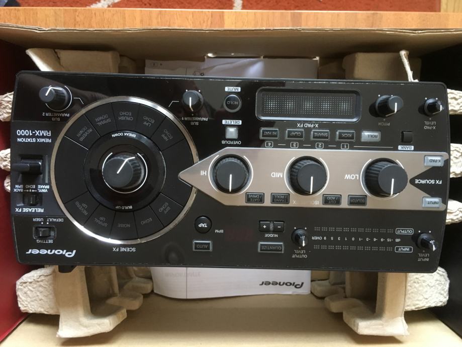 Pioneer RMX-1000