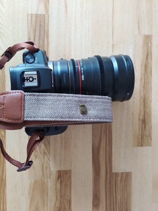 Camera neck strap