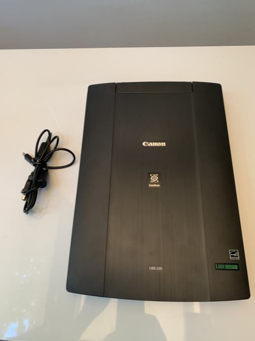 CANON Lide 220 Scanner