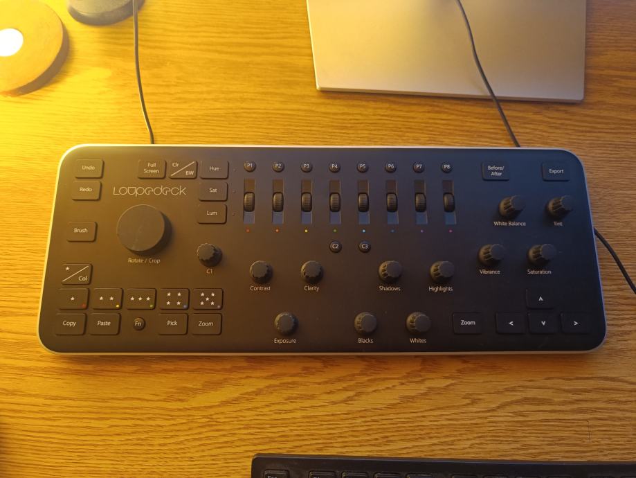 Loupedeck Original - konzola za uređivanje fotografija/video