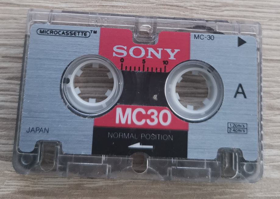 MICROCASSETTE "SONY" MC-30 JAPAN