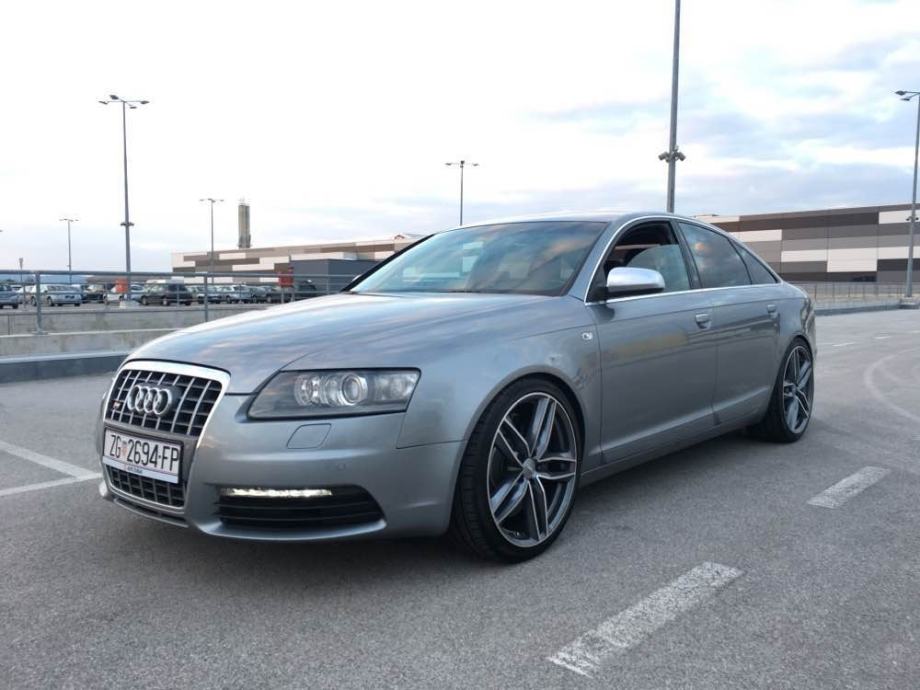 Audi S6 5,2 V10