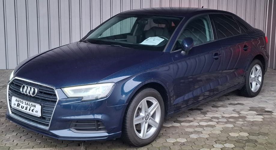 Audi A3 1,6 TDI AUTOMATIK BERLINE ALU NAVI TEMPOMAT LED  GARANCIJA