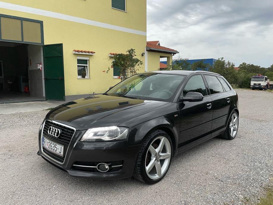 Audi A3 2,0 TDI S-LINE,REG.G.DANA,V.SERVIS,NOVO KVAČILO.