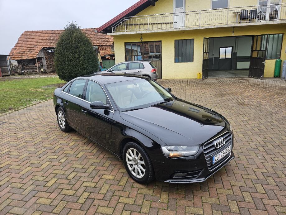 Audi A4 2,0 TDI,210TKM,**ODLICAN**