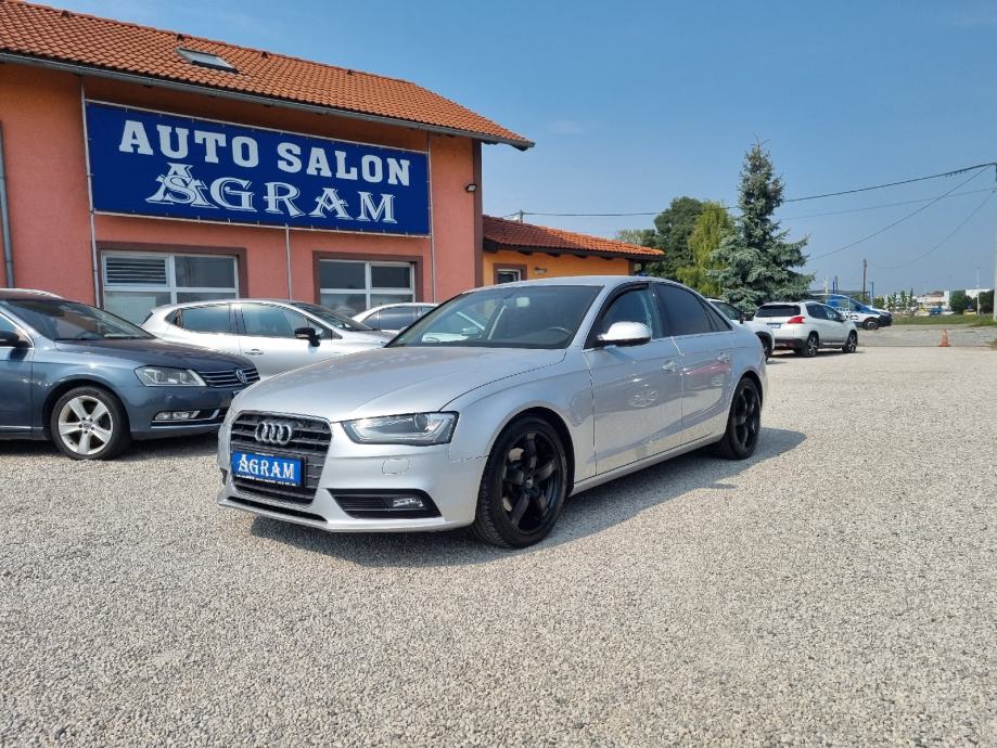 Audi A4 2.0 Tdi*Automatik*SPORT*NAVI*START STOP*XENON*LED*PDC*SERVISNA