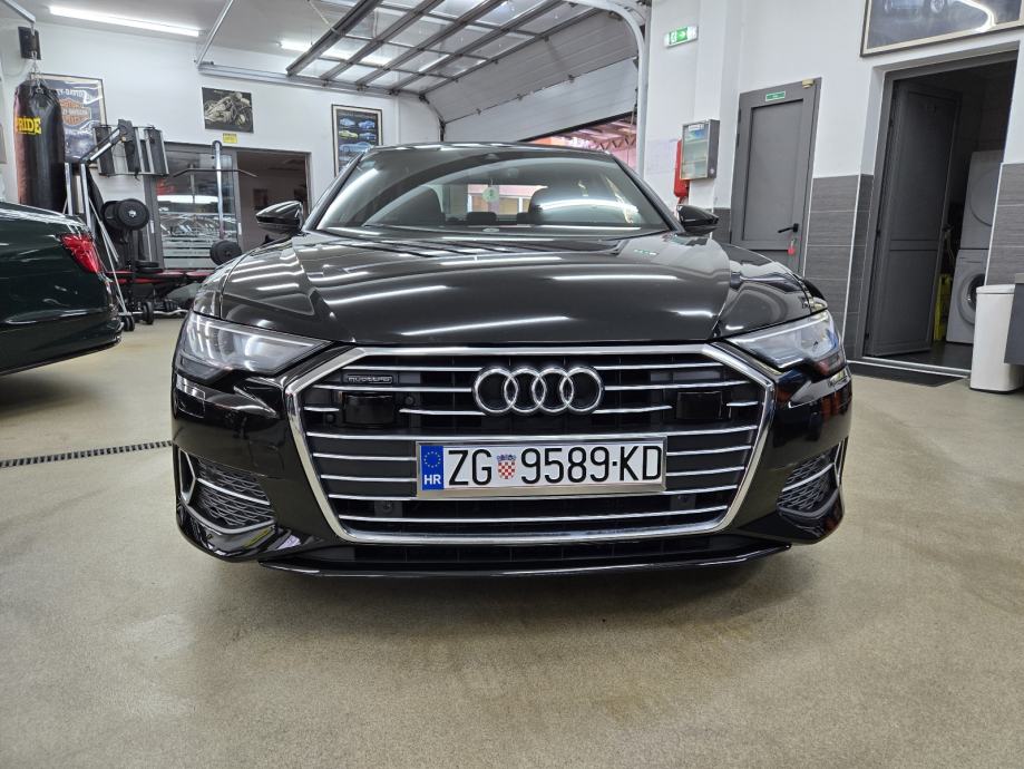 Audi A6 40 TDI automatik S-LINE QUATTRO.