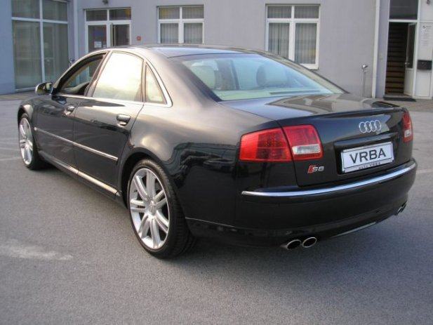 Audi a8 v10