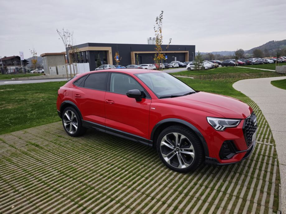 Audi Q3 35 TDI (S LINE)