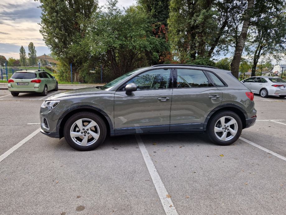 Audi Q3 35 TFSI S tr Advanced+, samo 1300 km