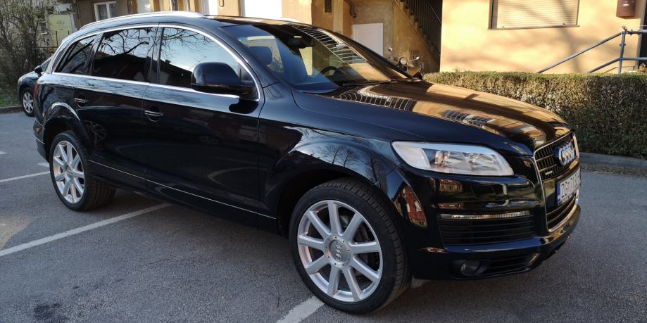 Audi Q7 4,2 V8 TDI  3 x S-line