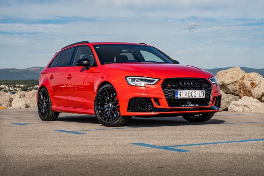 AUDI RS3 TOP STANJE!!