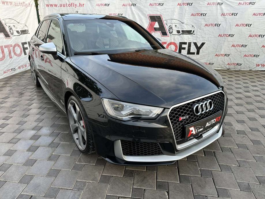 Audi RS3 2.5 TFSI Quattro Sportback, Panorama, Kamera, Koža, Led, 19"