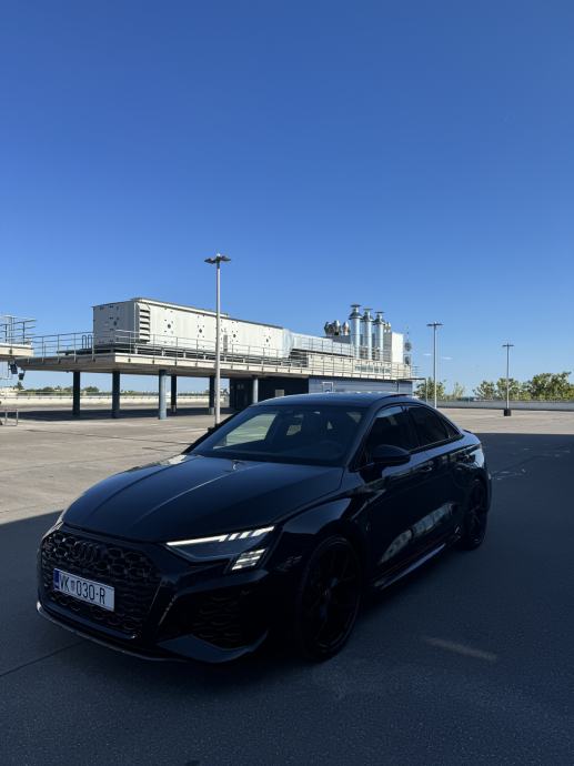 Audi RS3  quattro limosine U PDV 1.vlasnik