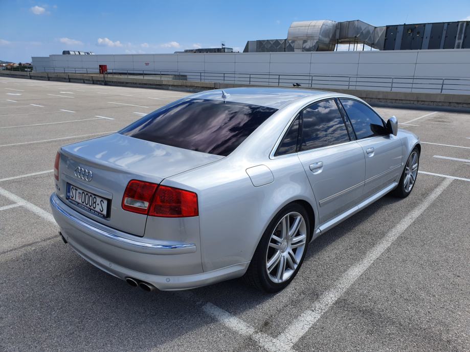 Audi a8 v10