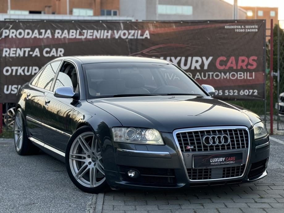 Audi S8 5,2 V10 450ks F1 Keramičke kočnice,Bang&Olfusen,TV,Klapne,20”