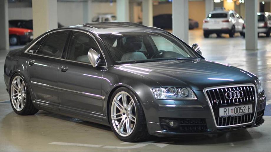 Audi s8 2007