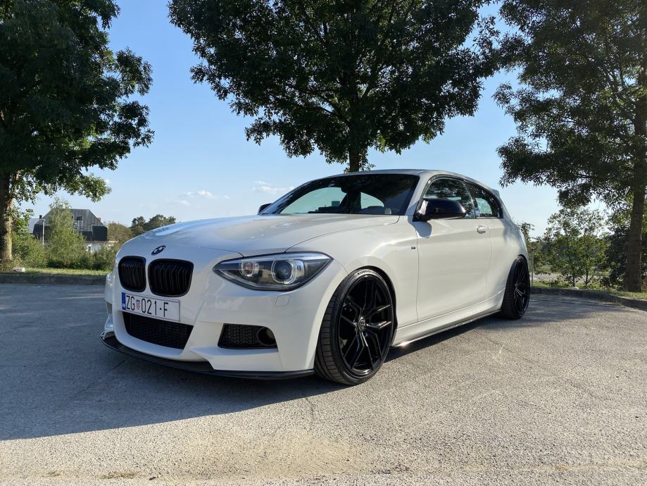 BMW 120d F21