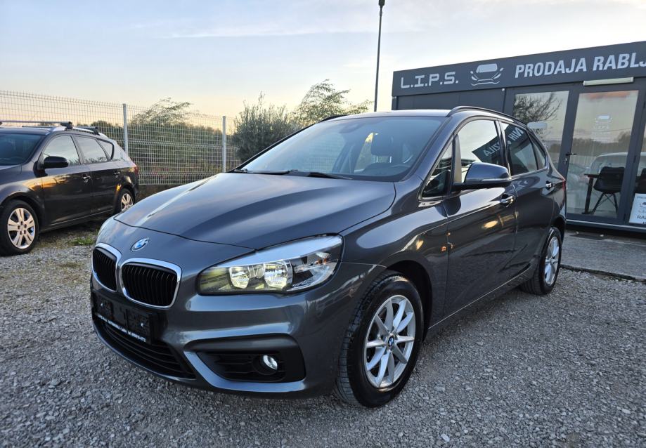 BMW 218d Active Tourer AUTOMATIK od 1. Vlasnika, sve u BMW-u, KAO NOV!