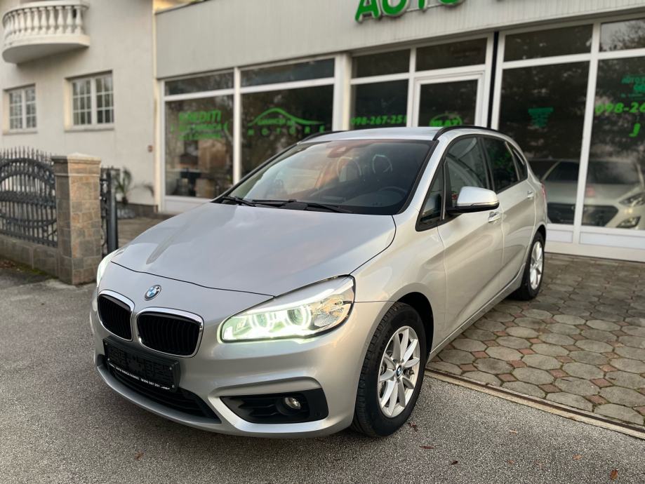 BMW 218d Active Tourer *Navi*Xenon*