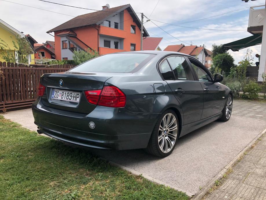 Bmw 3 2010 года