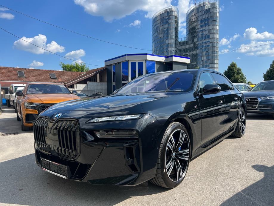 BMW 750e xDrive Hybrid **M SPORT PRO**EXECUTIVE LOUNGE**SKY LOUNGE**