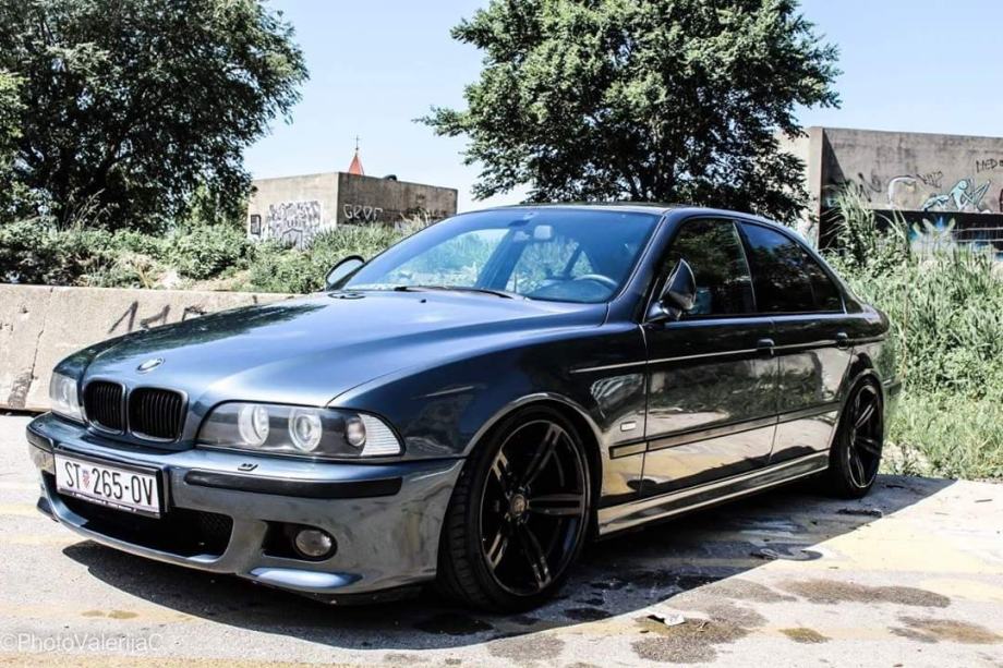 Bmw m5 v8