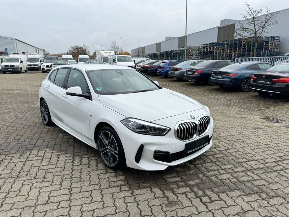 BMW serija 1 120d *40 god.svojim kamionima uvozimo po narudžbi*