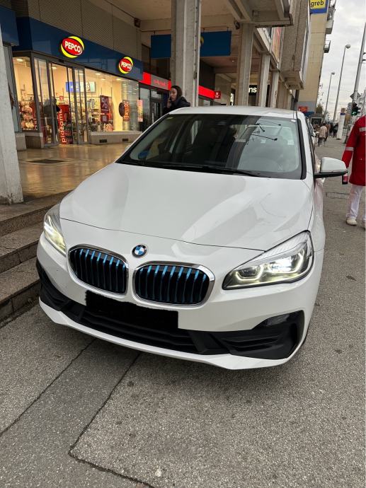 BMW serija 2 Active Tourer 225xe automatik