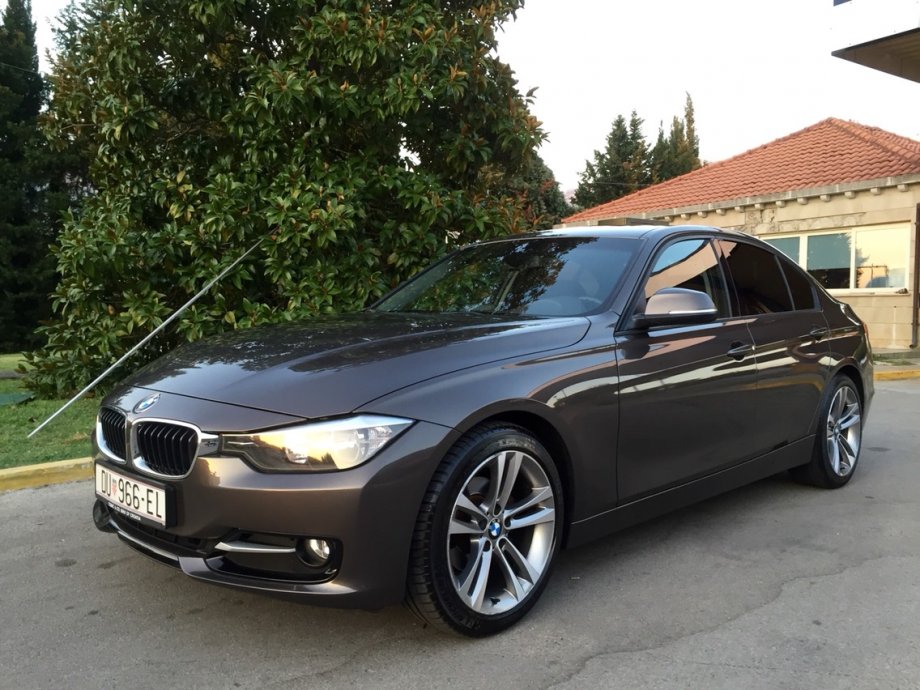 BMW F30 320d ***AUTOMATIK** SPORTLINE**TOP STANJE**ZAMJENA**