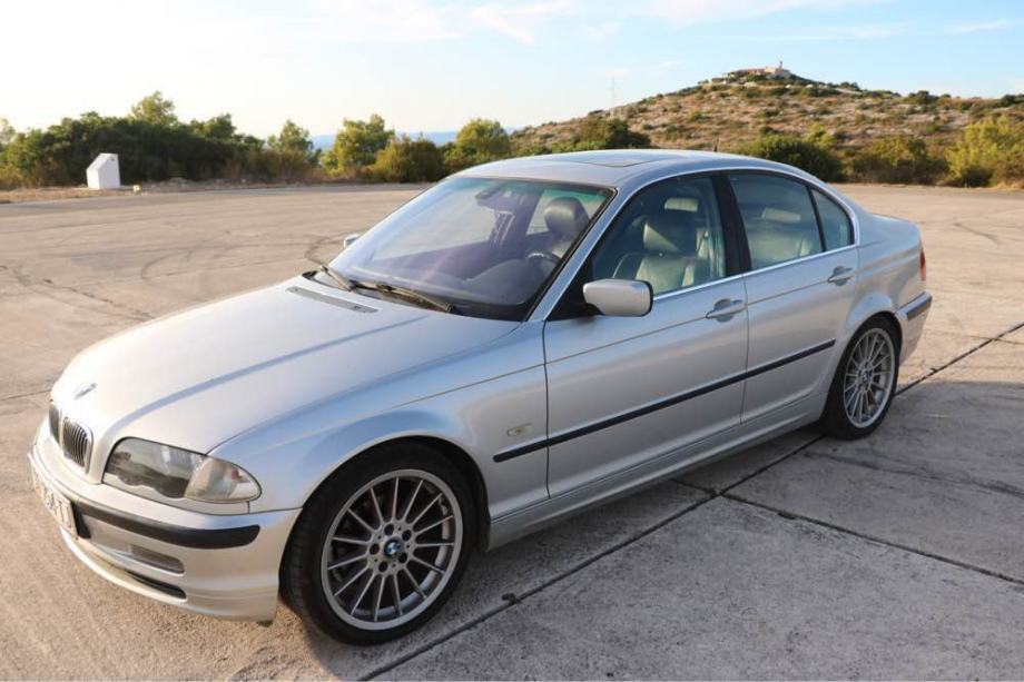 Bmw 3 323i