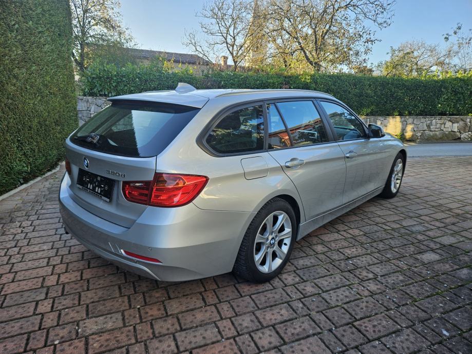 BMW serija 3 Touring 320d automatik