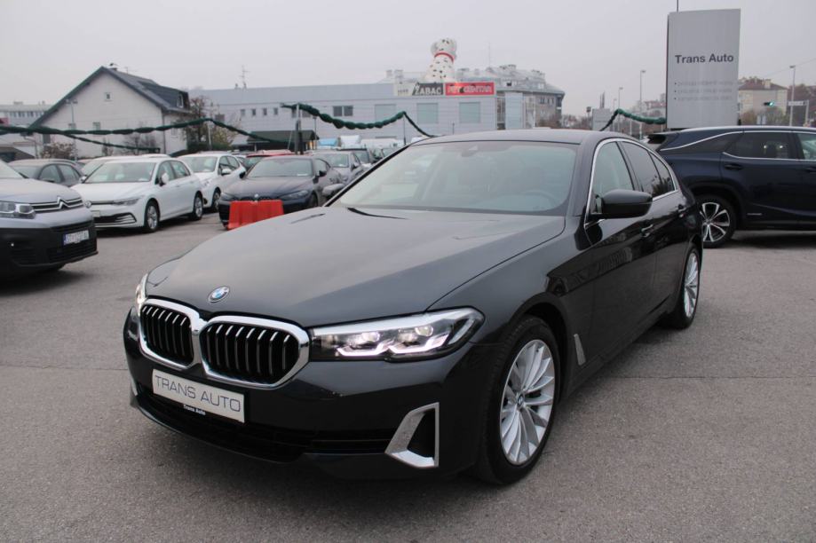 BMW serija 5 520d xDrive Luxary Line *LED, NAVIGACIJA, KAMERA*