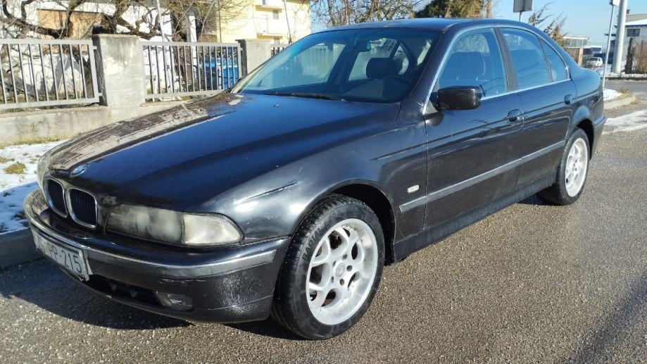 BMW serija 5 520i