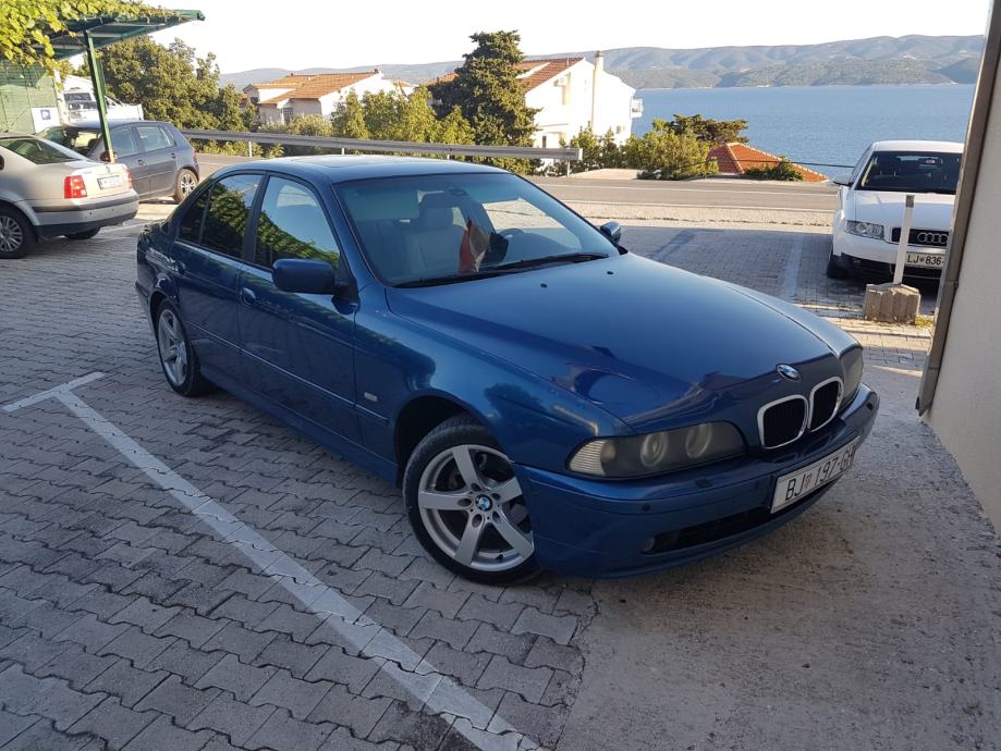 Бмв 5 525i