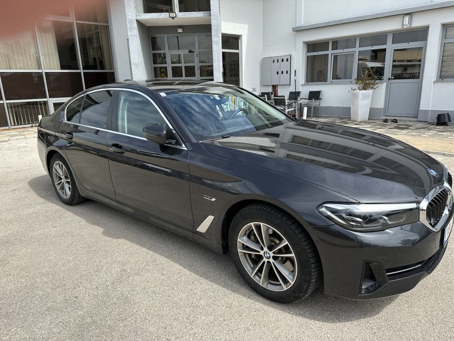 BMW serija 5 530e automatik