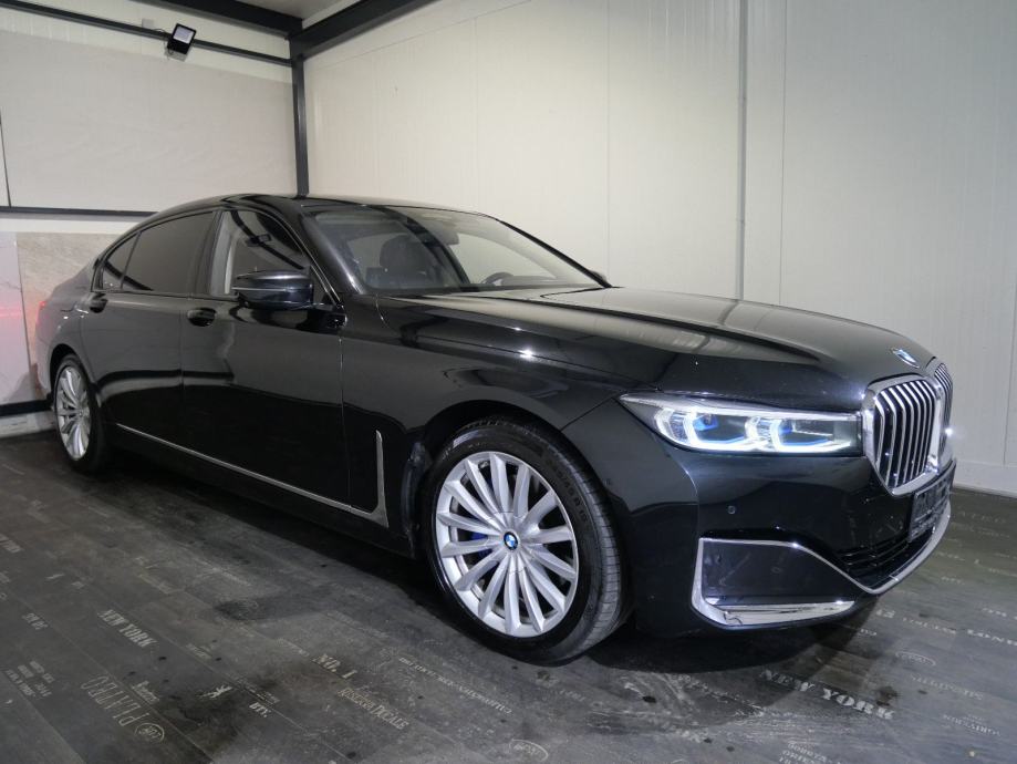 BMW serija 7 730d Lang xDrive Panorama - HUD/ Display