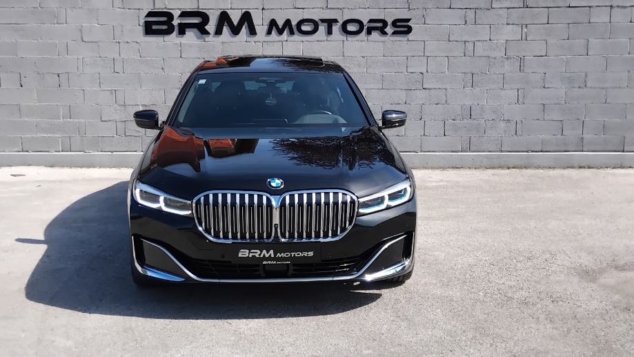 BMW serija 7 730d sport  --2020.g.--56.500km--