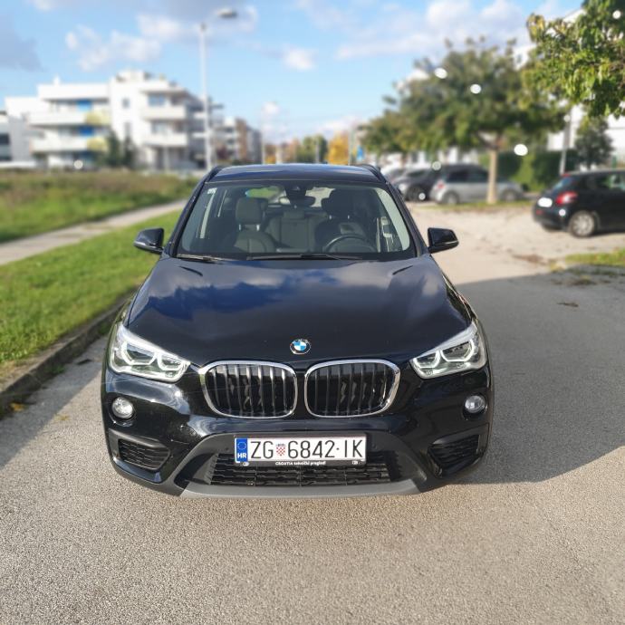 BMW X1 sDrive 18d, 150 KS, registriran godinu dana, nove zimske gume