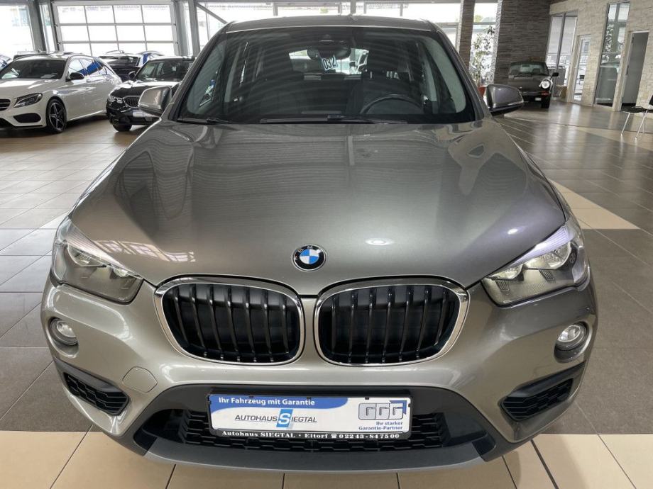 BMW X1 sDrive18d BUSINESS