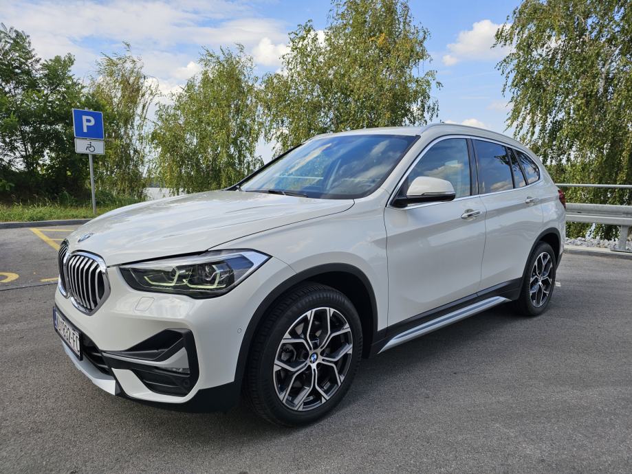 BMW X1 xDrive20d | 190KS | NAVI | HEAD UP | ZAD.KAM | 2X ALU SET |