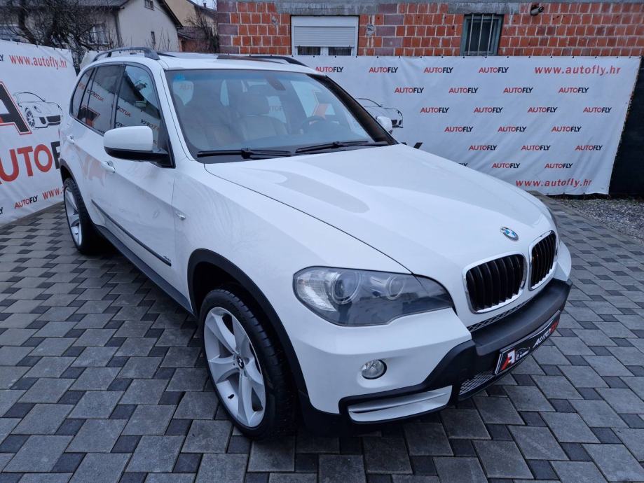 BMW X5 4.8i xDrive Sport, Kuka, Panorama, Koža, Navi, 20" alu