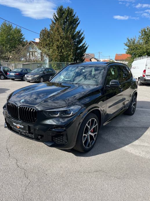 BMW X5 xDrive45e tvornicka garancija do 10,2025