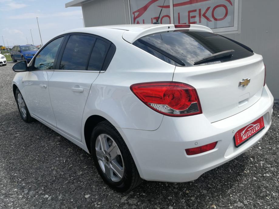 Chevrolet cruze 2 обзор