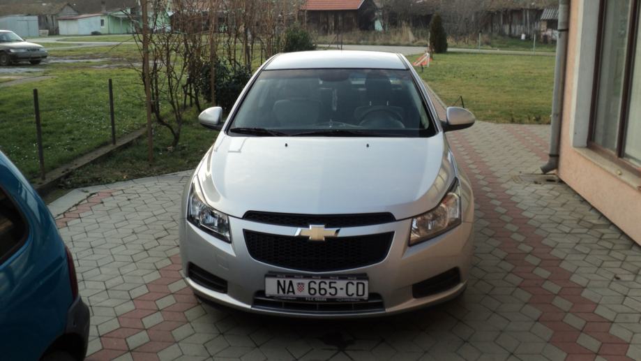 Chevrolet Cruze DLS