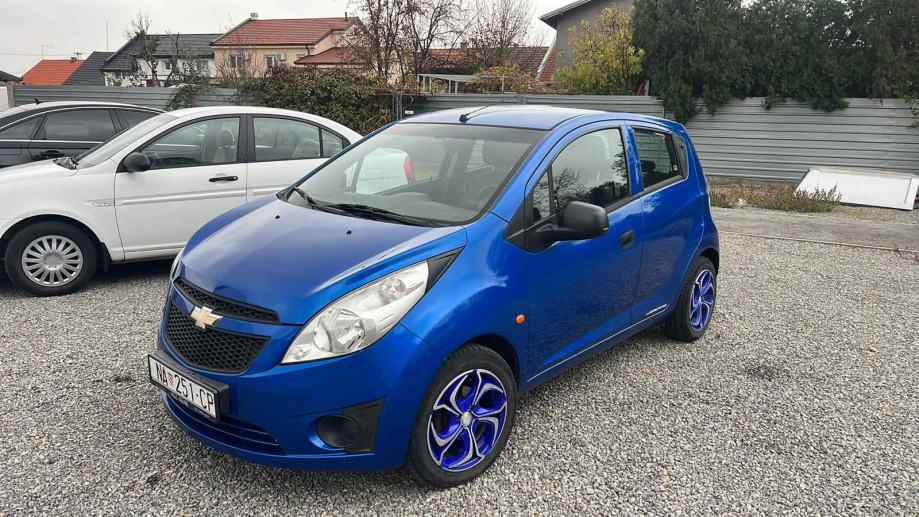 Chevrolet Spark 1,2 HR VOZILO-KLIMA-ALU-NA IME KUPCA-REG 08/2025