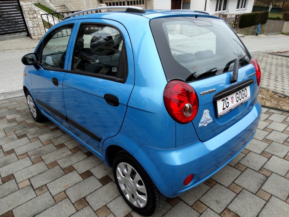 Chevrolet spark 2007г