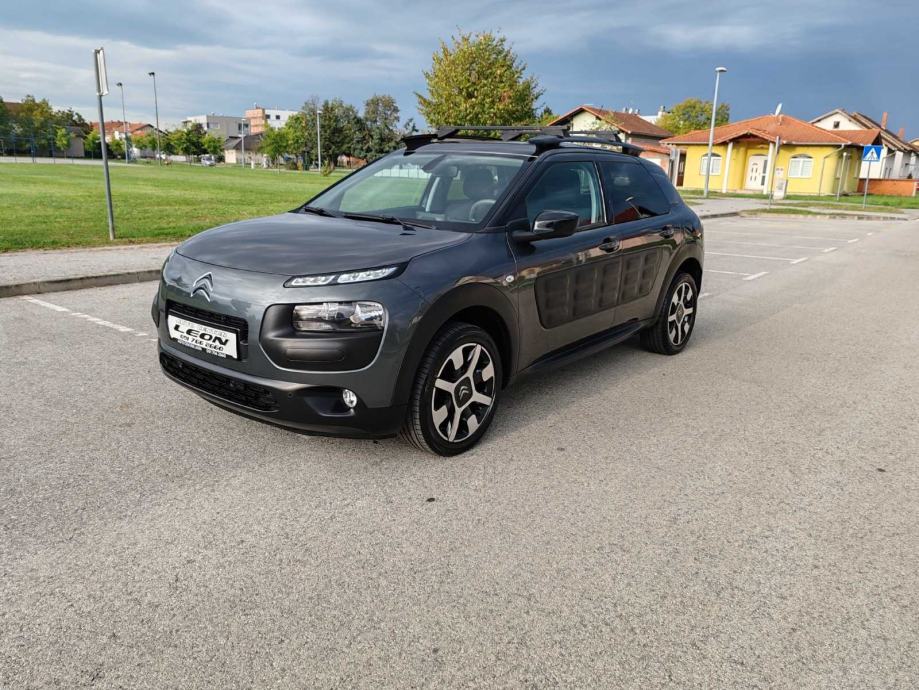 Citroën C4 Cactus 1,6 BlueHDi ,2017 GOD,,106000 km ,LEASING