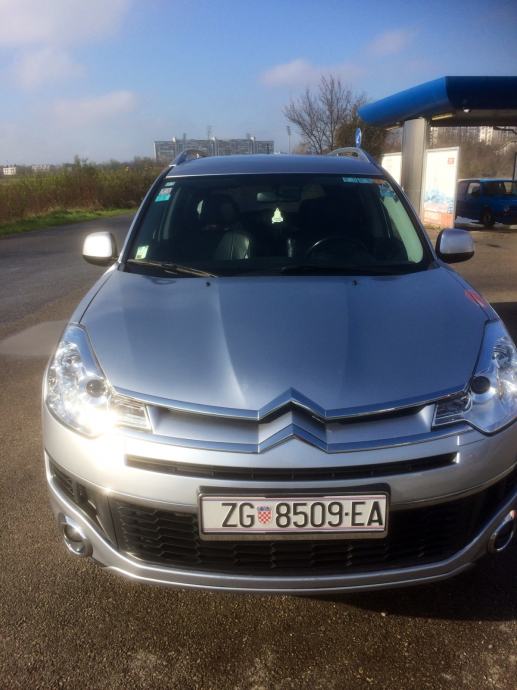 Citroen C-Crosser 2,2 HDi, 7 SJEDALA